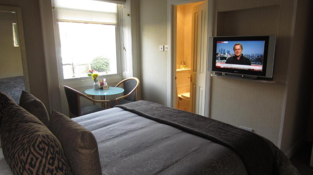 Kew House Hotel Edinburgh Room photo